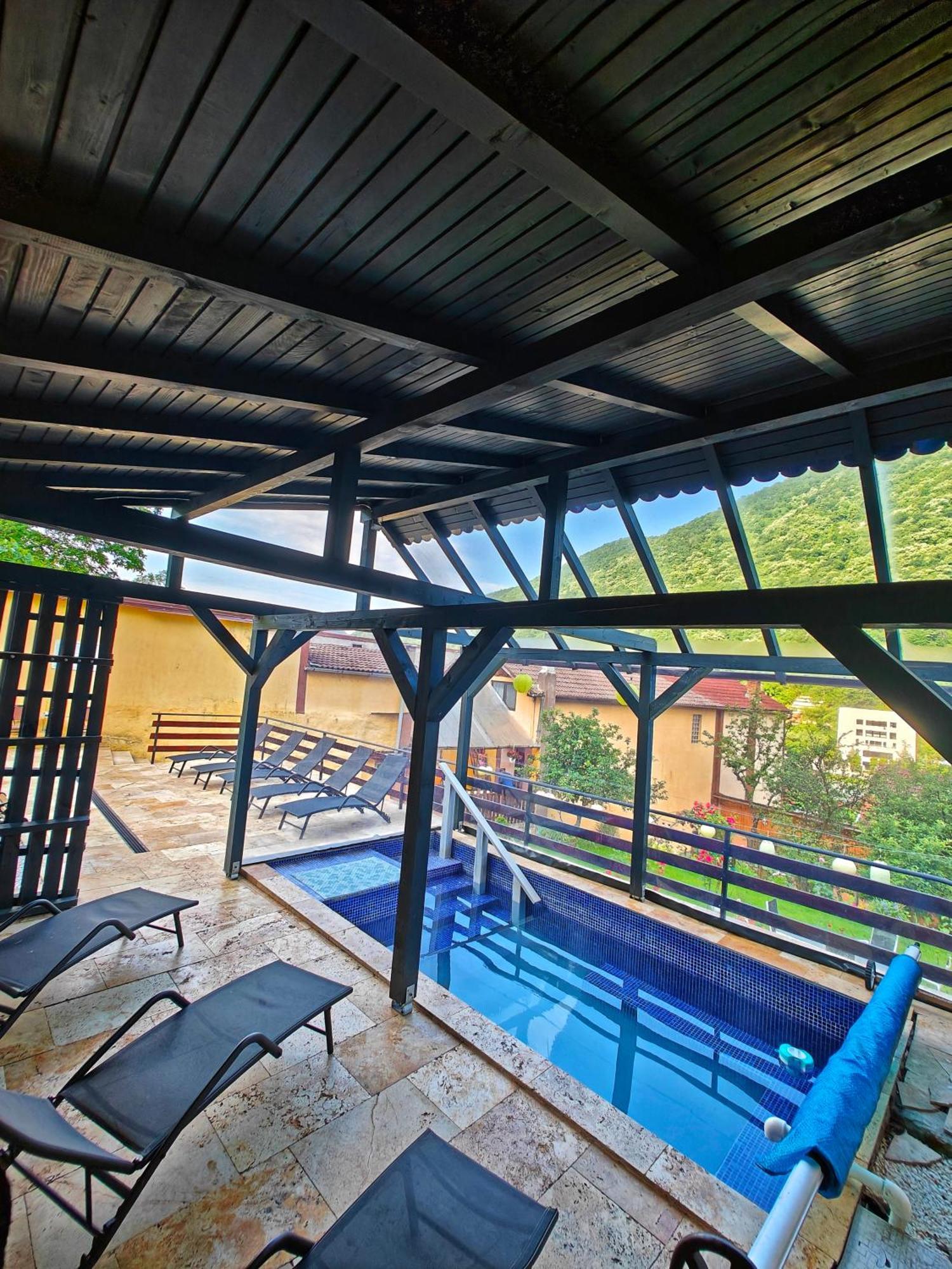 Ferienwohnung Casa Miclau Băile Herculane Exterior foto