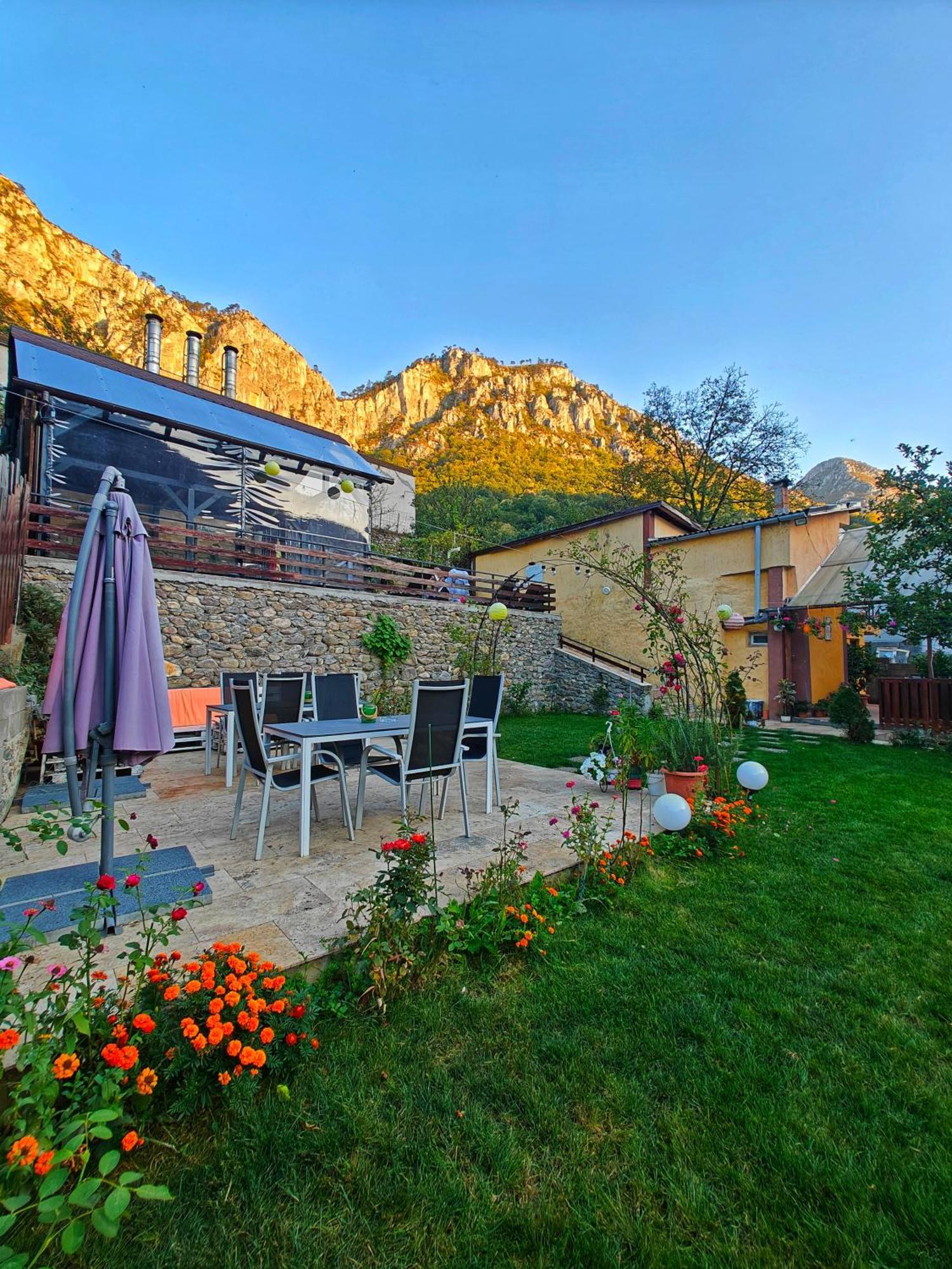 Ferienwohnung Casa Miclau Băile Herculane Exterior foto