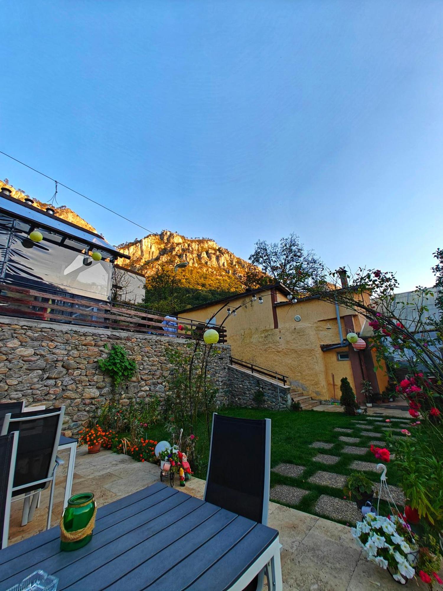Ferienwohnung Casa Miclau Băile Herculane Exterior foto